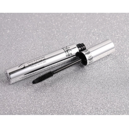 Lash Boosting Waterproof Mascara