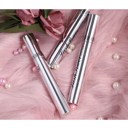 Lash Boosting Waterproof Mascara